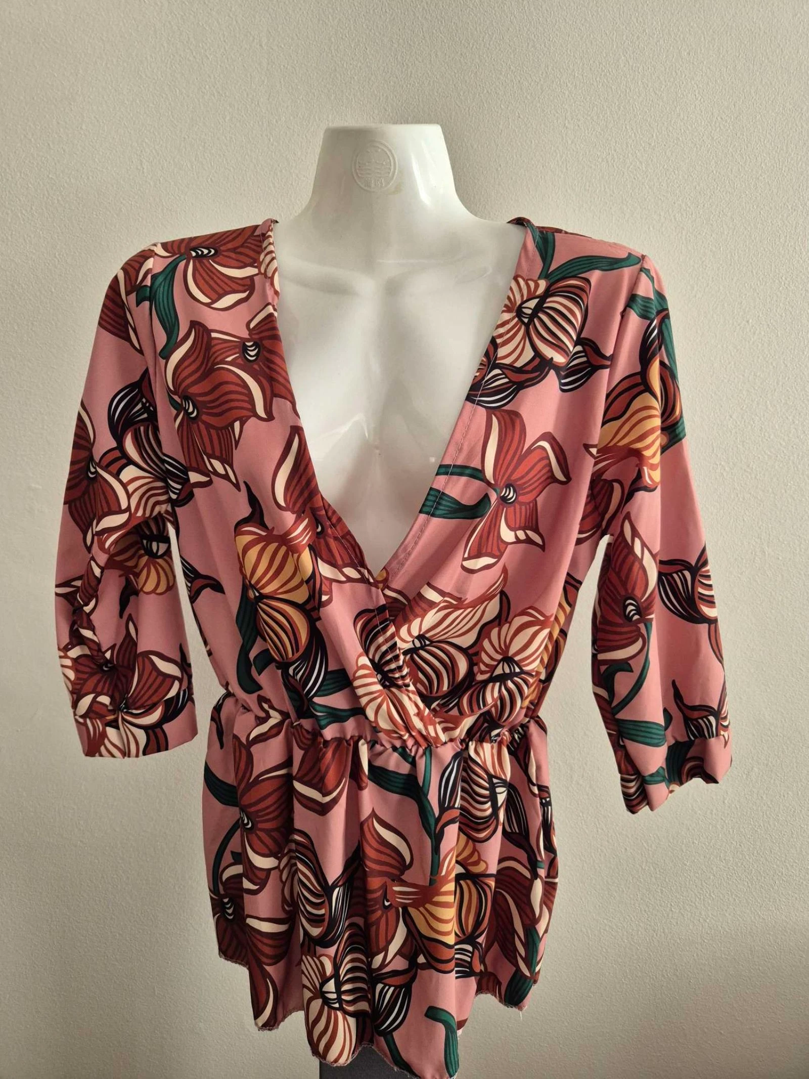 V-hals blouse met halve mouwen – photo 2